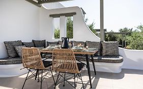 Arsenis Luxury Villas